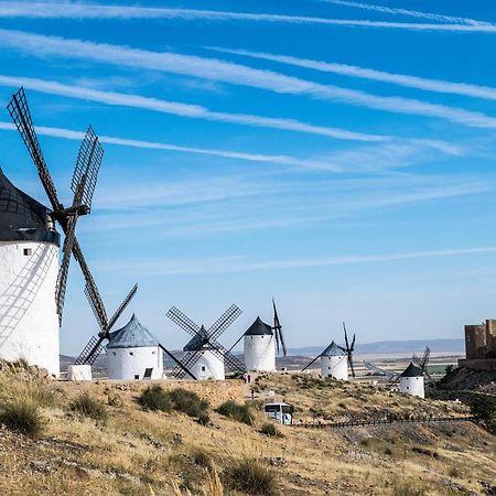 Sevilla I Y Sevilla II 라 과르디아 외부 사진
