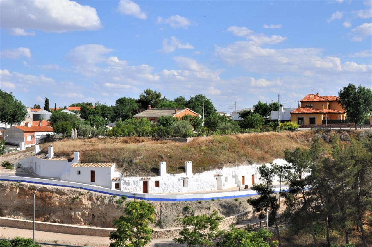 Sevilla I Y Sevilla II 라 과르디아 외부 사진