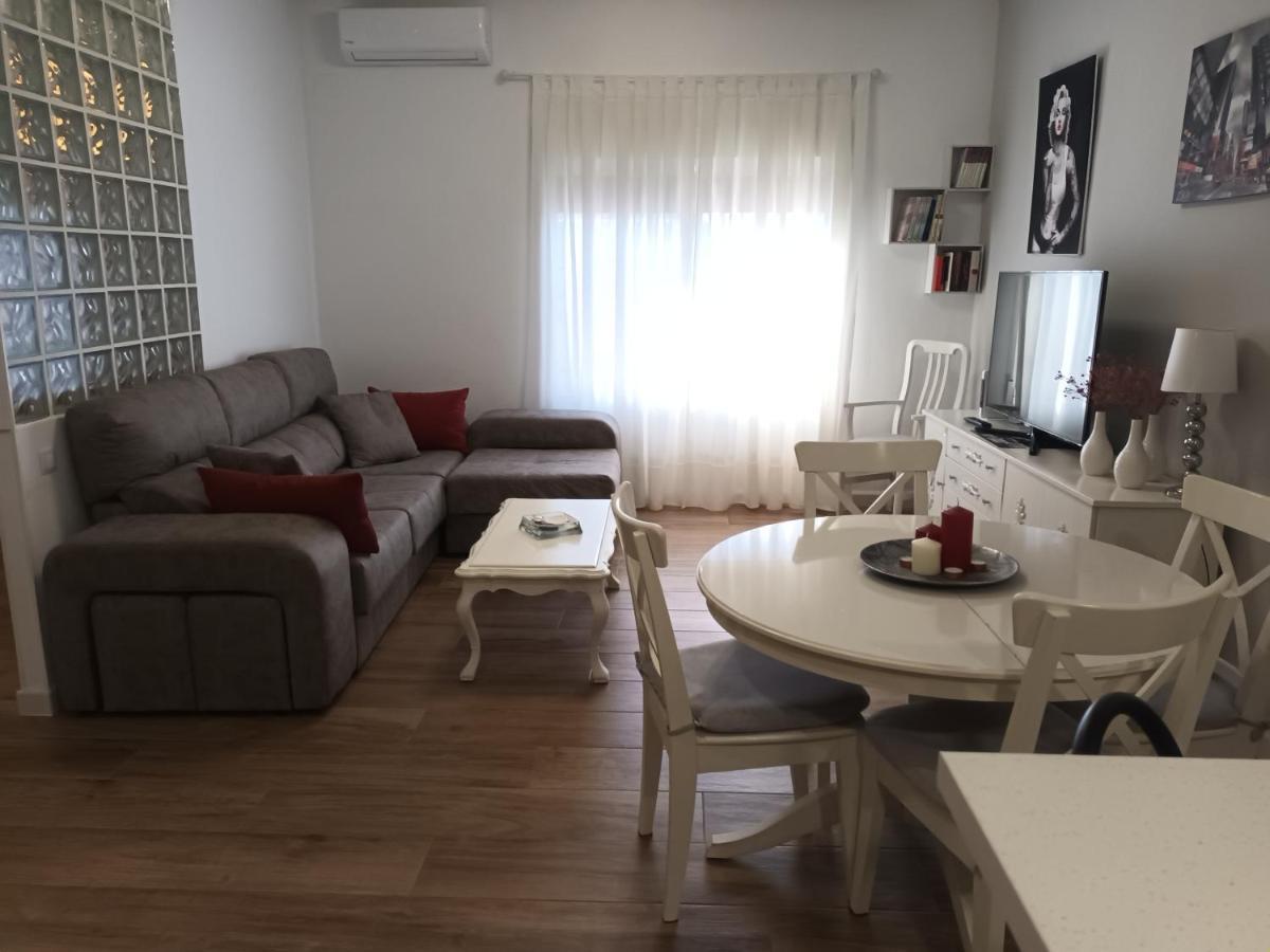Sevilla I Y Sevilla II 라 과르디아 외부 사진